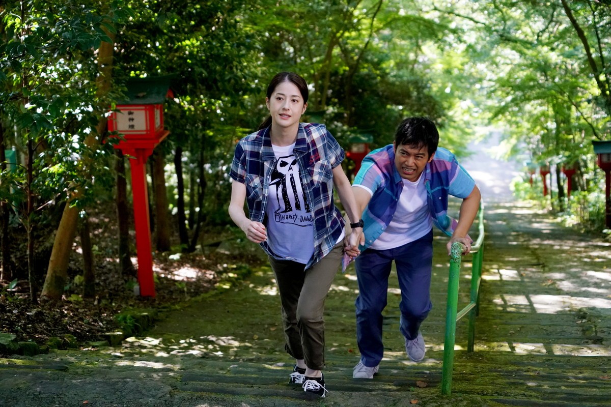 『大綱引の恋』三浦貴大、知英が熱く抱き合う！　場面写真＆予告一挙解禁