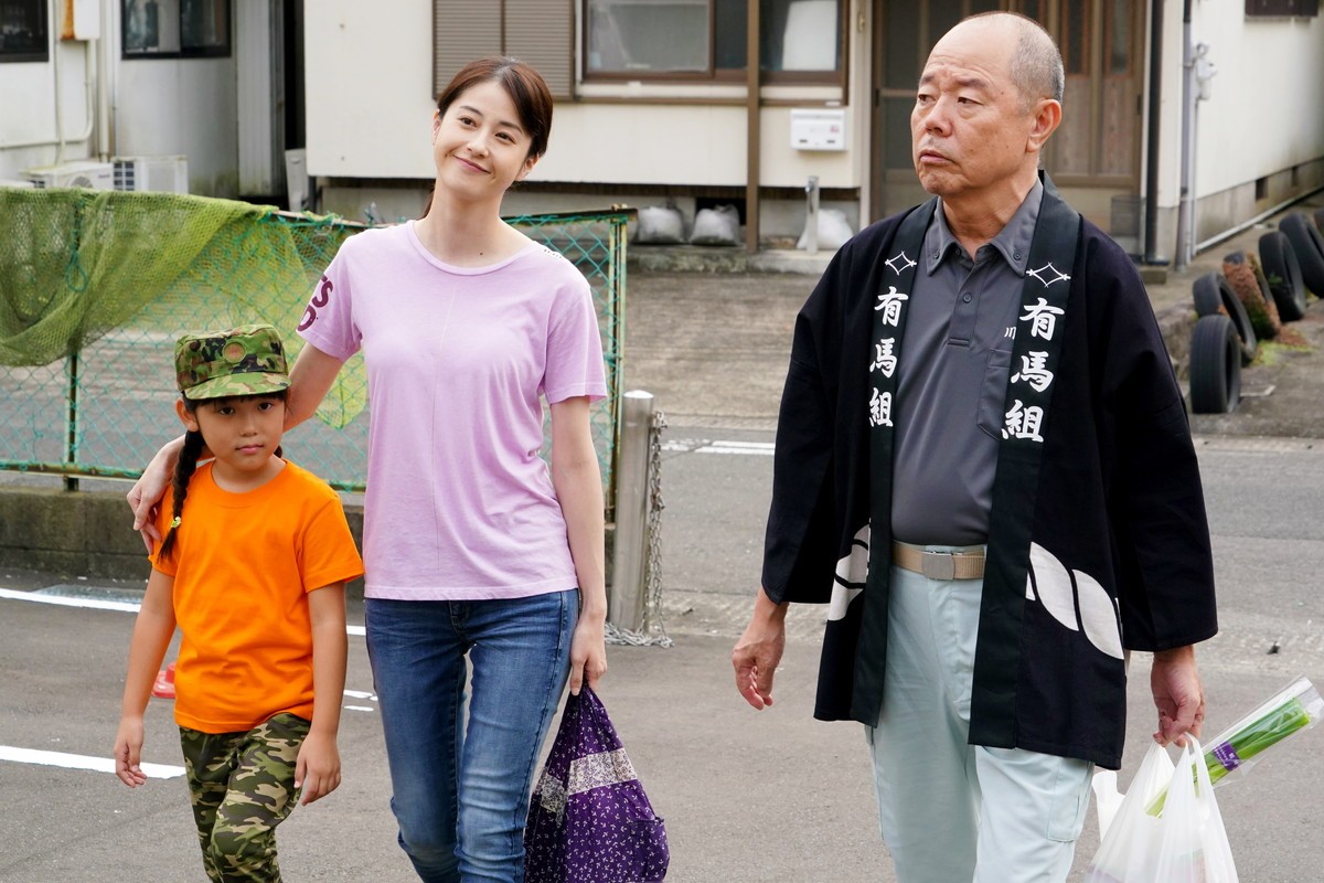 『大綱引の恋』三浦貴大、知英が熱く抱き合う！　場面写真＆予告一挙解禁
