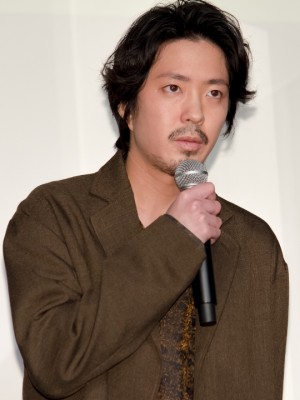 映画『あの頃。』完成報告会に登場した若葉竜也