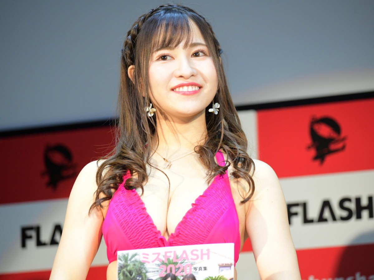 「ミスFLASH2021」グランプリ発表、笑顔と涙の授賞式　益田アンナの目標は中村アン