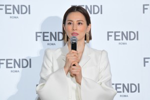 FENDI ジャパンブランドアンバサダー就任記者会見に登場した米倉涼子