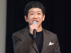 映画『哀愁しんでれら』完成報告会に登場した渡部亮平監督