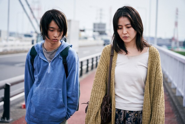 第75回毎日映画コンクールにて日本映画大賞を受賞した『MOTHER マザー』(大森立嗣監督)