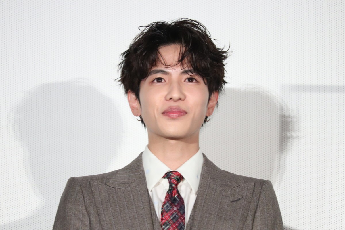 岡田将生、バディ役の志尊淳に感謝「抱きしめたかったくらい」