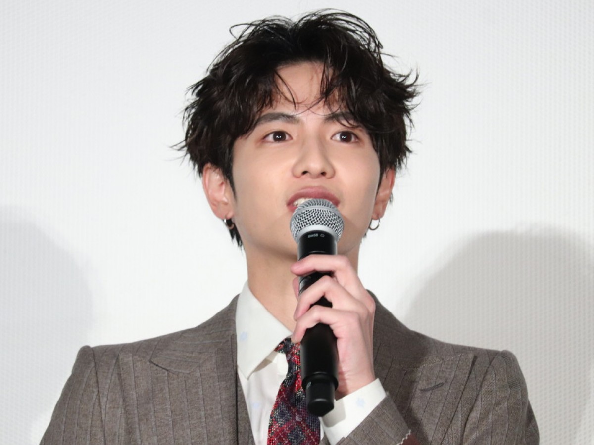 岡田将生、バディ役の志尊淳に感謝「抱きしめたかったくらい」