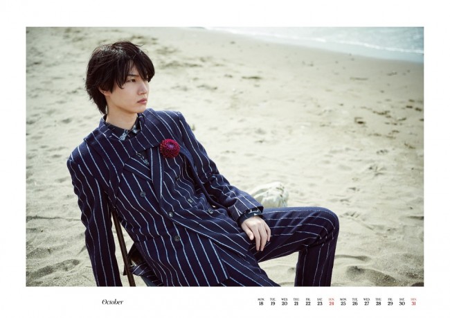 桜田通、20代最後のカレンダー発売決定！ 約60点の写真を使った