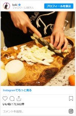 クッキング中のKoki，を姉・Cocomiが撮影　※「Koki，」インスタグラム