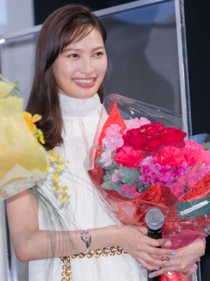 ドラマ『SPEC サーガ黎明篇「Knockin’on 冷泉’s SPEC Door」～絶対預言者 冷泉俊明が守りたかった幸福の欠片～』制作発表会見に登場した大政絢