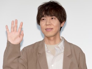 映画『あの頃。』公開直前イベントに登場したコカドケンタロウ