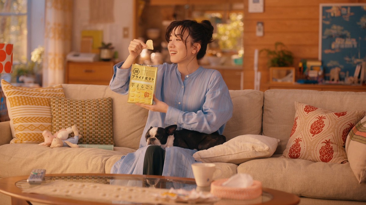 永野芽郁に大接近！ 美しいポージングとキュートな表情で魅力全開　CM動画3種公開
