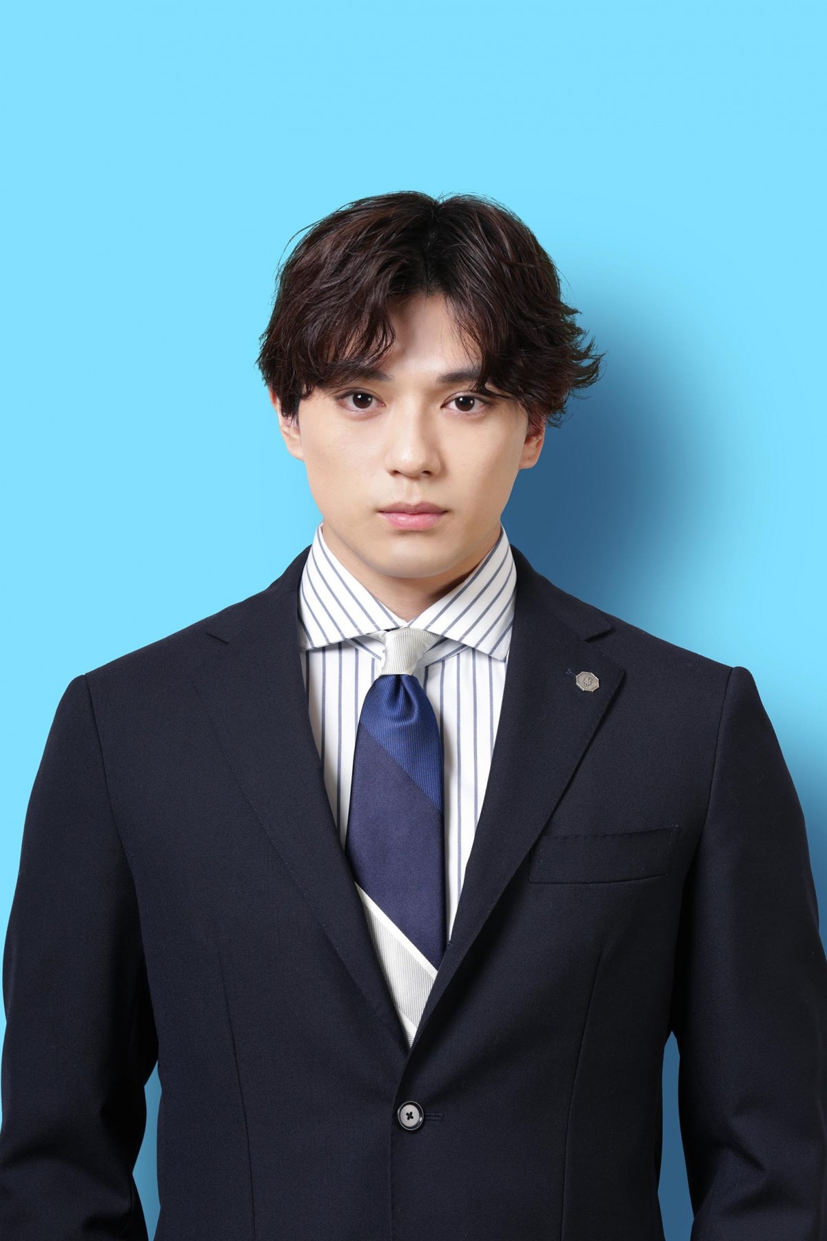 新田真剣佑、初の月9ドラマで竹野内豊＆黒木華と初共演　『イチケイのカラス』出演