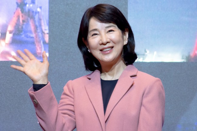 吉永小百合、がん闘病中の坂本龍一にメッセージ「エールを送っております」