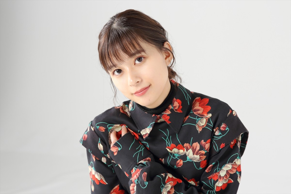 芳根京子、“ほぼすっぴん”で挑む難役「声帯や見た目など使えるものはすべて使いたい」