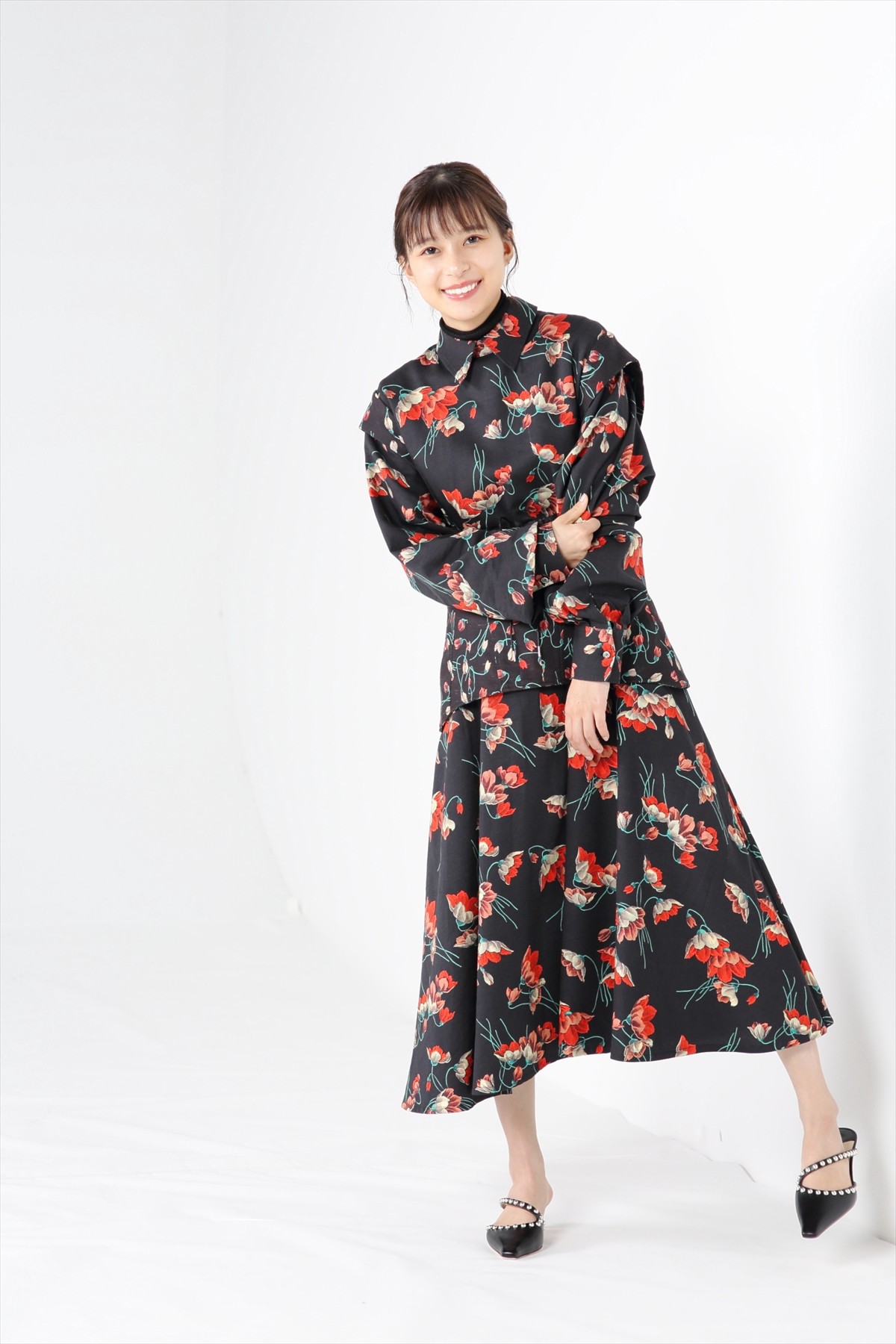 芳根京子、“ほぼすっぴん”で挑む難役「声帯や見た目など使えるものはすべて使いたい」