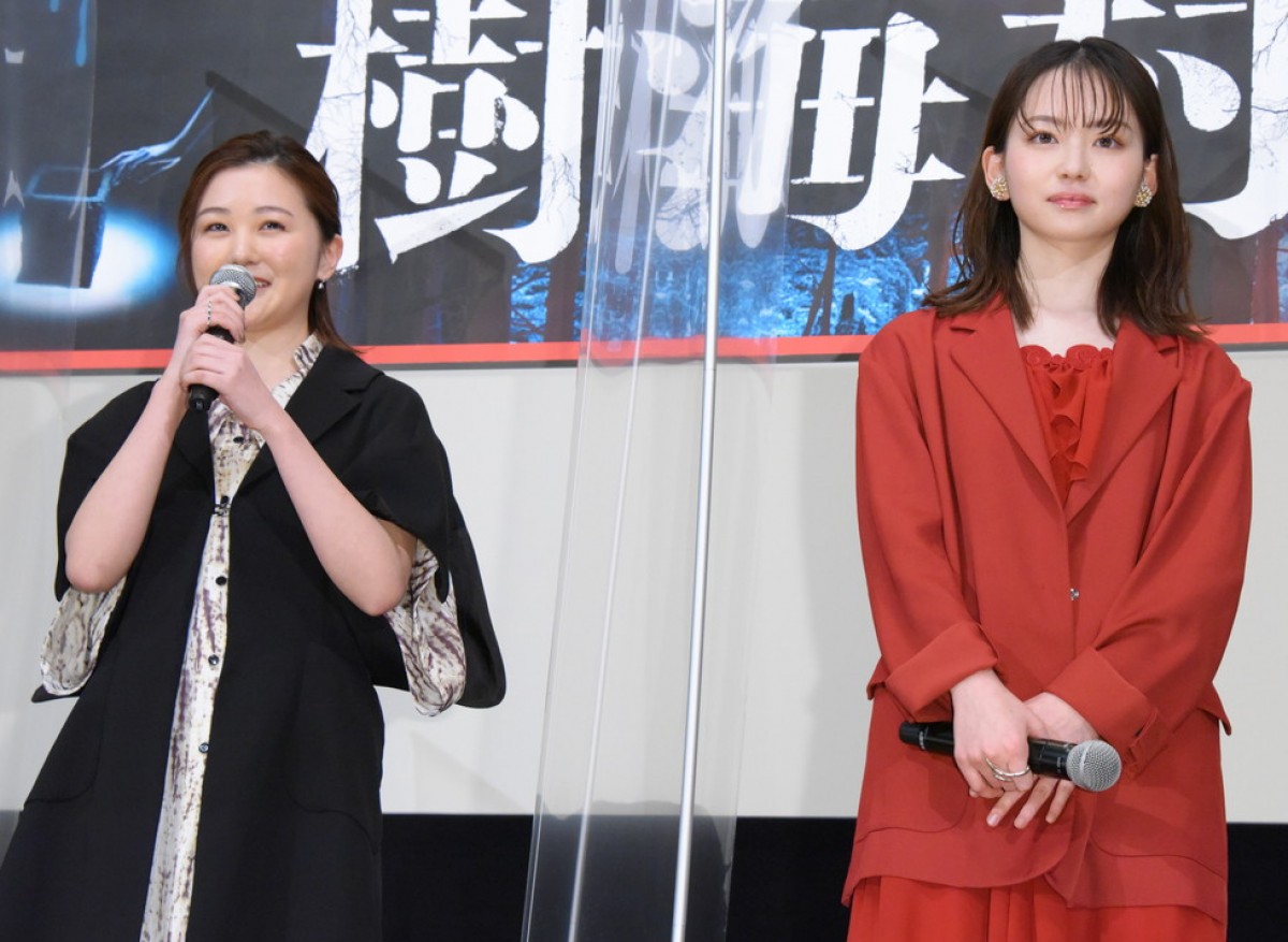 山田杏奈、ホラー映画の現場でオバケ探し「振り返ったり部屋の隅を見たり」