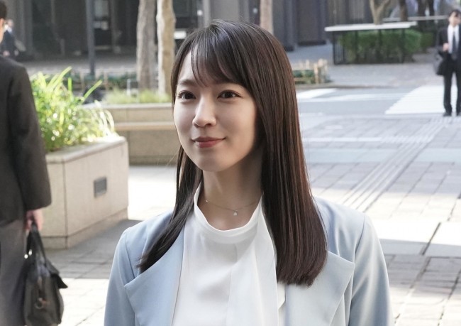 吉岡里帆 恋愛ミッション のためol ギャル姿に 鈴木亮平主演ドラマでヒロイン役 21年2月9日 写真 ドラマ ニュース クランクイン 吉岡里帆 恋愛ミッション のためol ギャル姿に 鈴木亮平主演ドラマでヒロイン役 21年2月9日 写真 ドラマ ニュース クランクイン