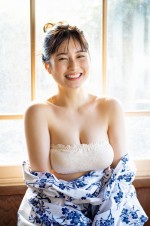 大久保桜子、週刊誌「FLASH」2月9日発売号より