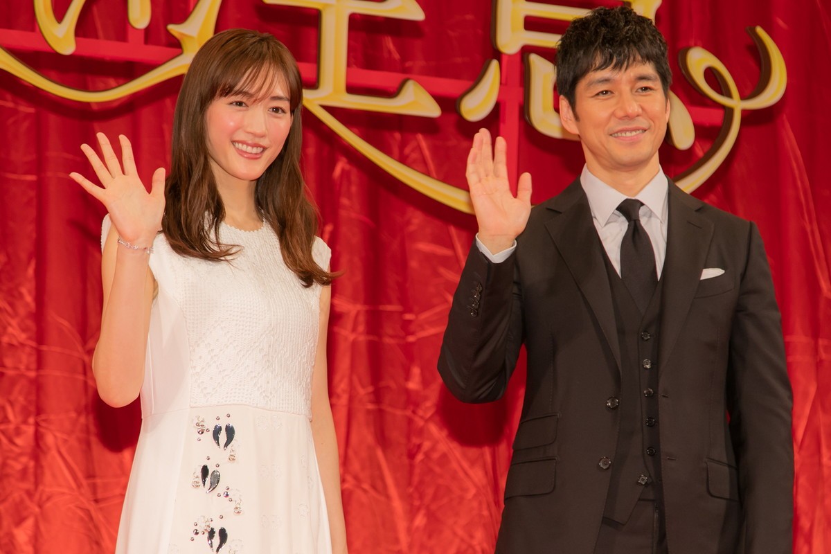 綾瀬はるか、西島秀俊は「甘いおやつをあげれば喜ぶ」　“取り扱い”ポイントを告白