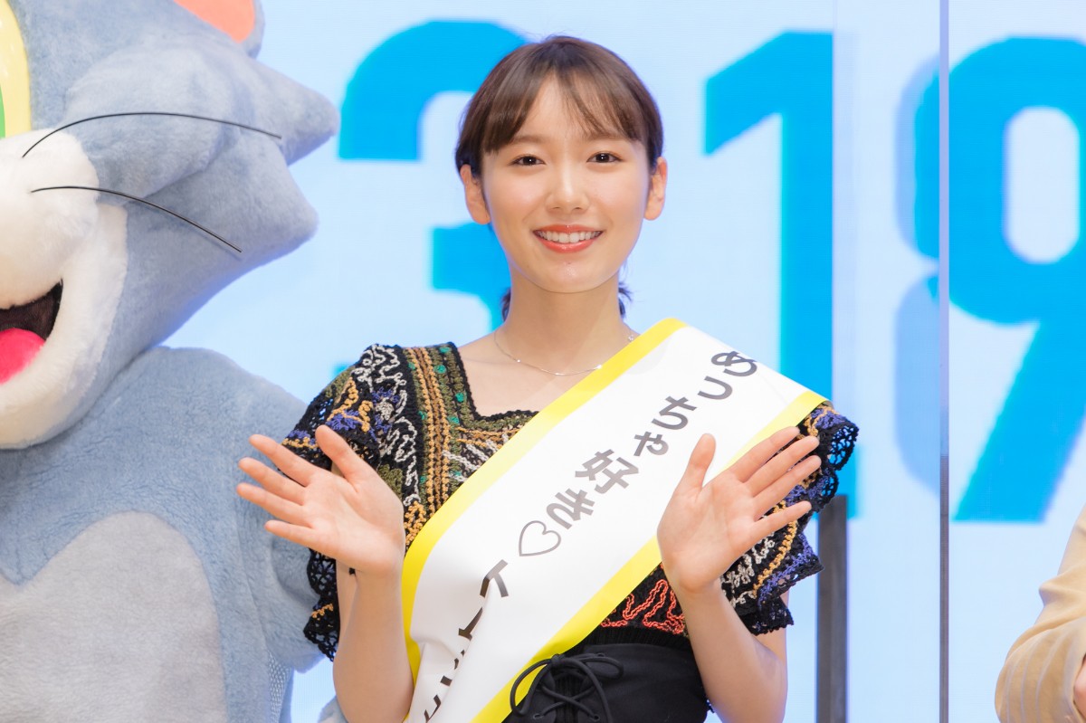 飯豊まりえ＆霜降り明星、映画『トムとジェリー』ゲスト声優に　応援団も結成