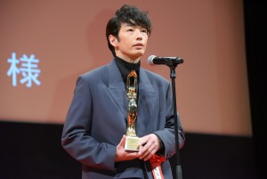 第75回毎日映画コンクール　表彰式に登場した森山未來