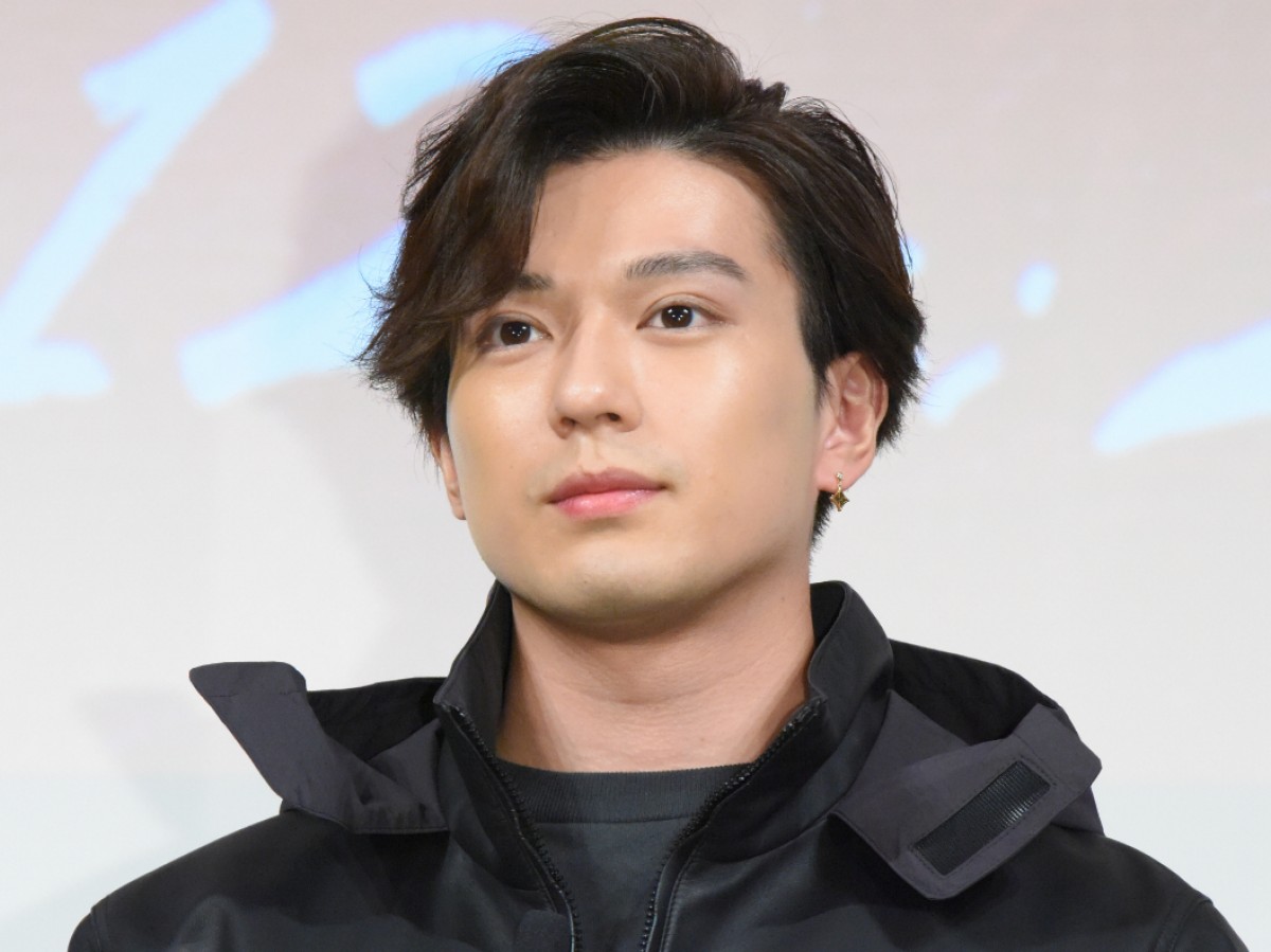 新田真剣佑、夢は「海外で活躍する日本語も喋れる役者の天下とりたい」