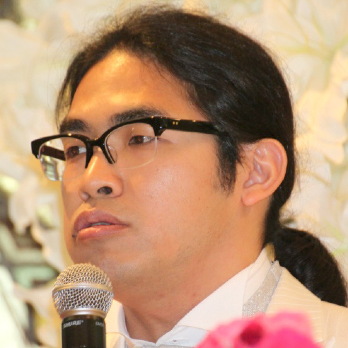 中岡創一(ロッチ)