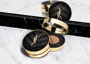 YSL、フェンデーションのコレクターズアイテム登場