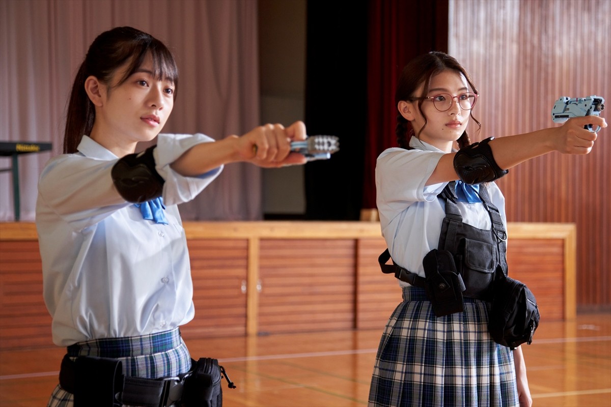 白石聖、女子高生“ガンバトル”特撮ドラマで主演　撮影は「暑さと戦いながら必死に頑張った」