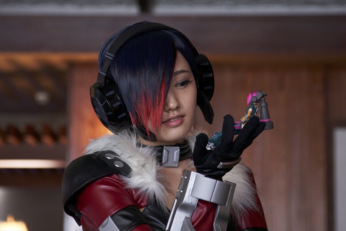 白石聖、女子高生“ガンバトル”特撮ドラマで主演　撮影は「暑さと戦いながら必死に頑張った」