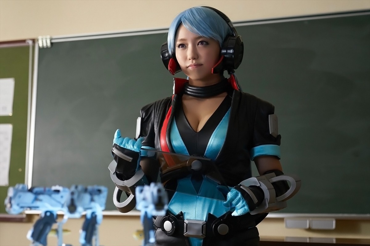 白石聖、女子高生“ガンバトル”特撮ドラマで主演　撮影は「暑さと戦いながら必死に頑張った」