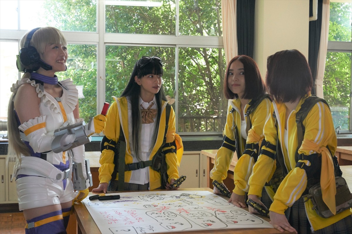白石聖、女子高生“ガンバトル”特撮ドラマで主演　撮影は「暑さと戦いながら必死に頑張った」