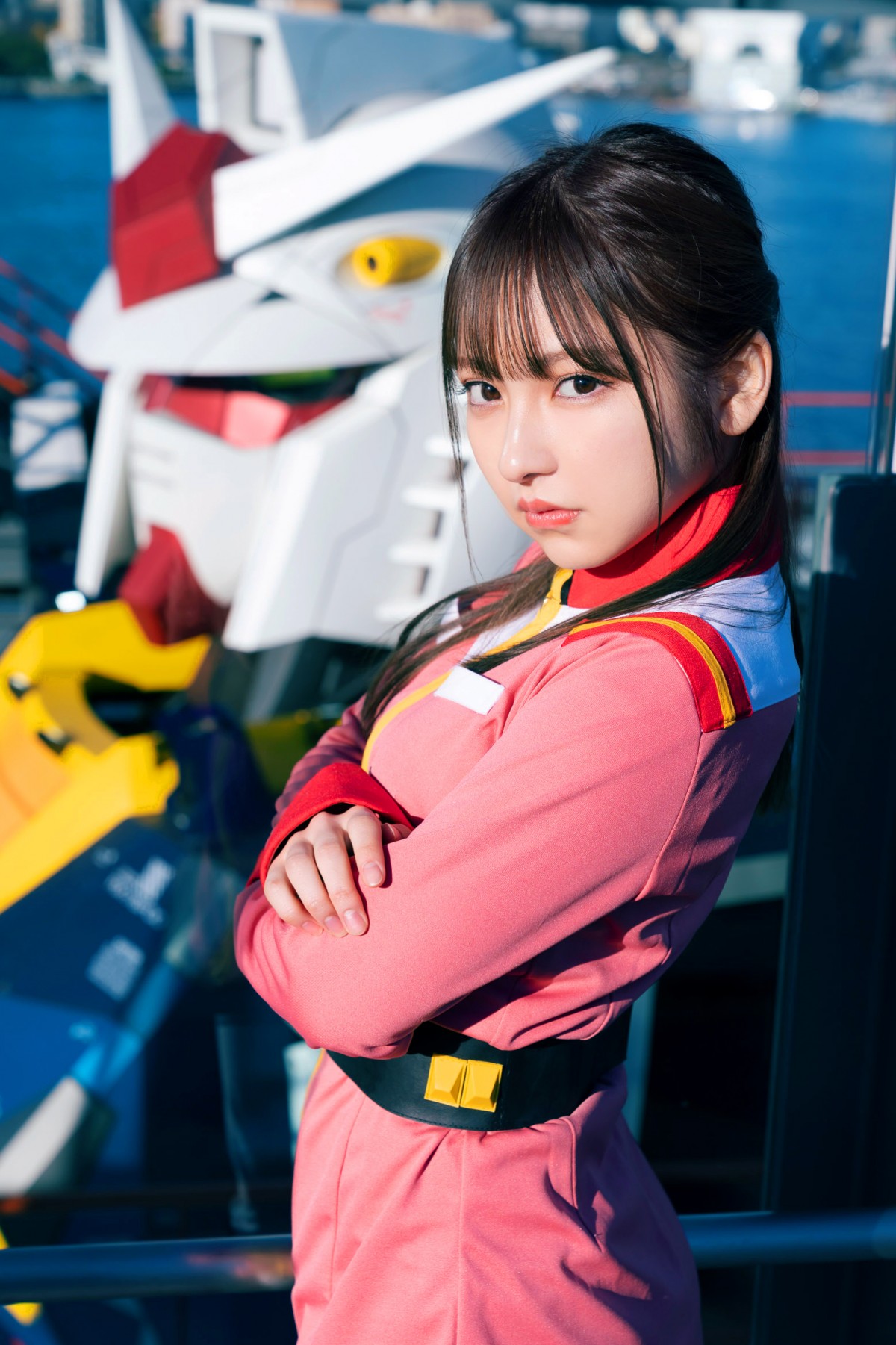 “究極の妹系美少女”十味が連邦軍に！ 『ガンダム』とコラボグラビアに登場