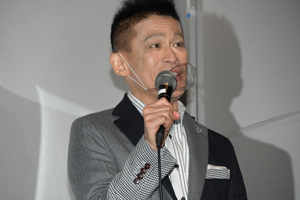 哀川翔、あわや水難事故の子どもを救助