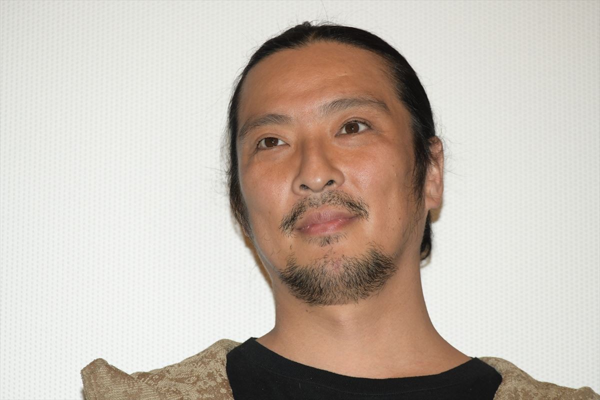 哀川翔、あわや水難事故の子どもを救助