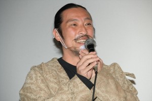 新羅慎二（若旦那）、映画『新デコトラのシュウ鷲』大ヒットよろしく舞台あいさつに登場