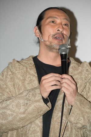 新羅慎二（若旦那）、映画『新デコトラのシュウ鷲』大ヒットよろしく舞台あいさつに登場