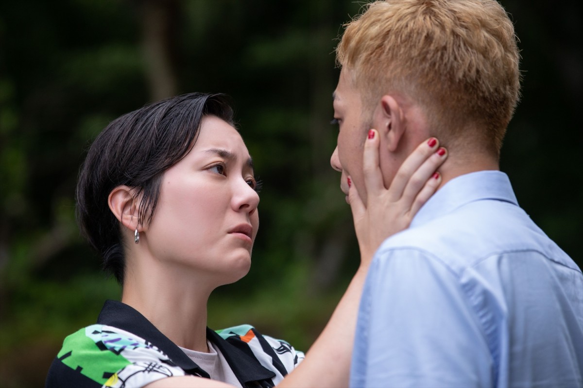 泣き叫ぶ水原希子、愛も憎しみも限界を超えた逃避行　『彼女』初映像＆場面カット解禁