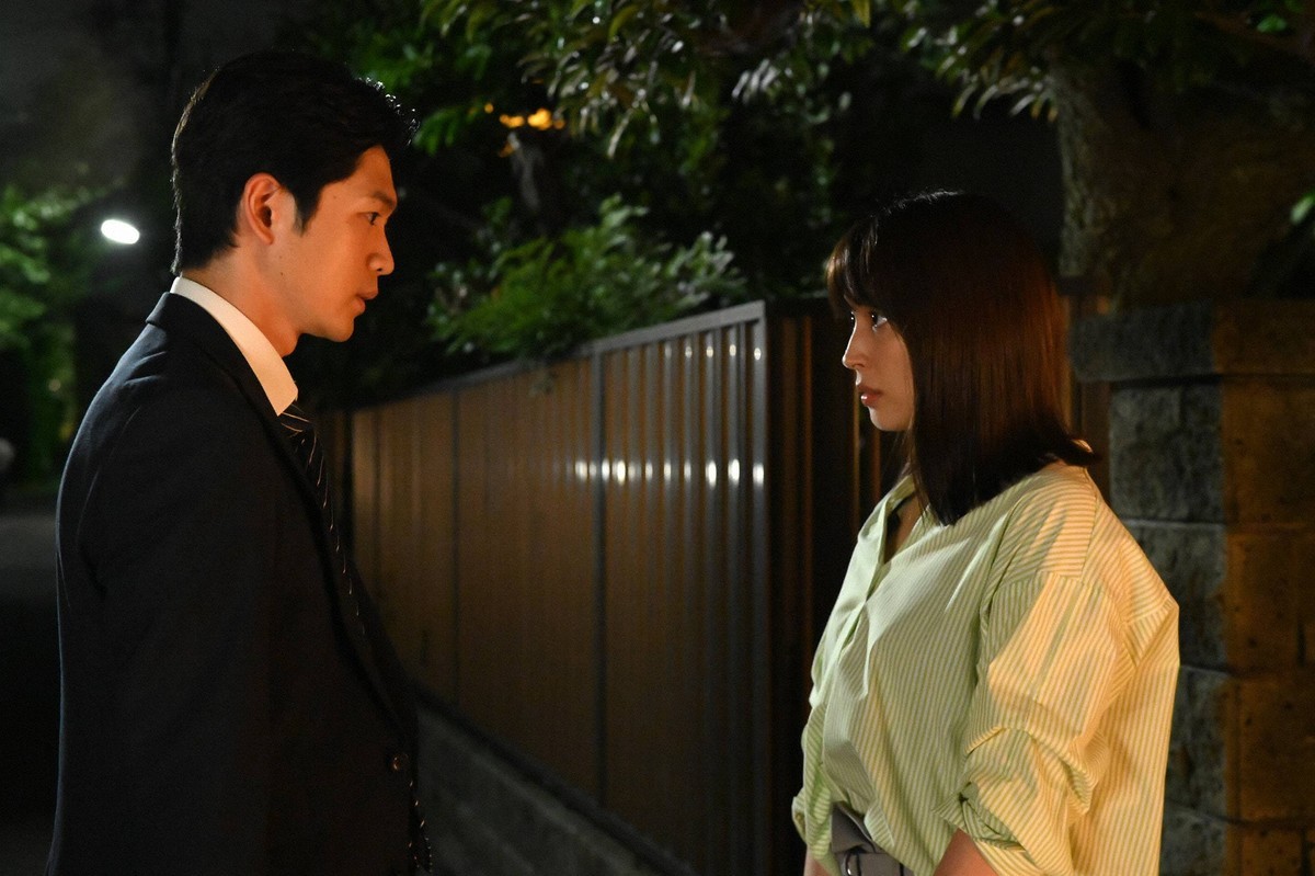 『知ってるワイフ』“澪”広瀬アリス「剣崎主任が好きです」　告白＆キスに視聴者驚き