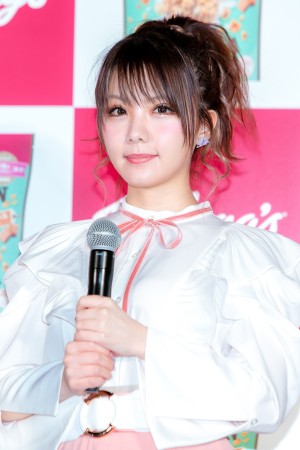 ケロッグ新製品「ポップコーン グラノラ」WEBCM発表会に登場した田中れいな