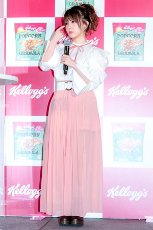 ケロッグ新製品「ポップコーン グラノラ」WEBCM発表会に登場した田中れいな