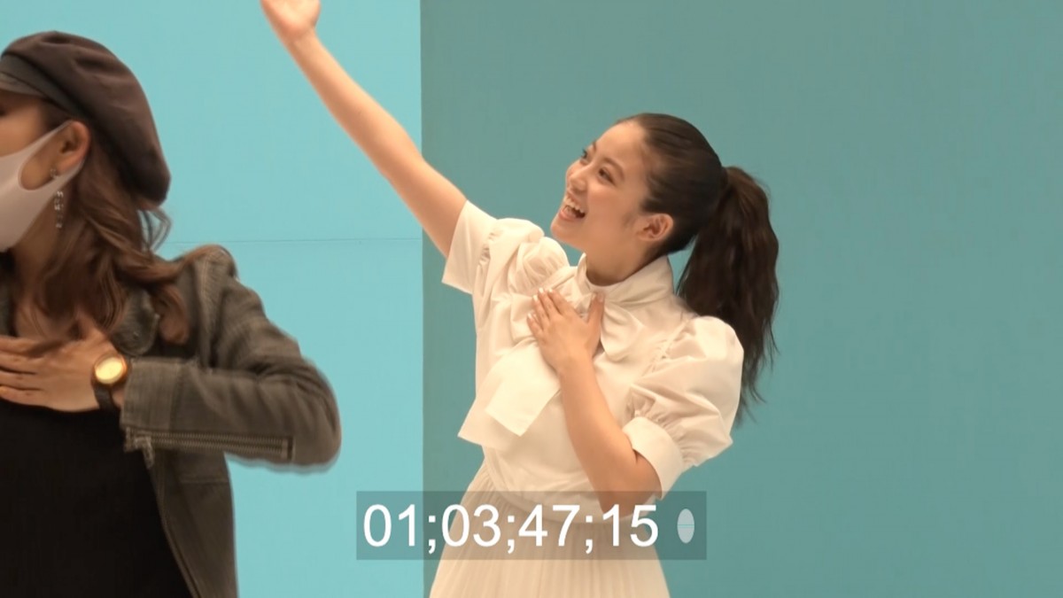 今田美桜＆「ダンスは苦手」大悟、CMで息ピッタリのミュージカルダンスを披露