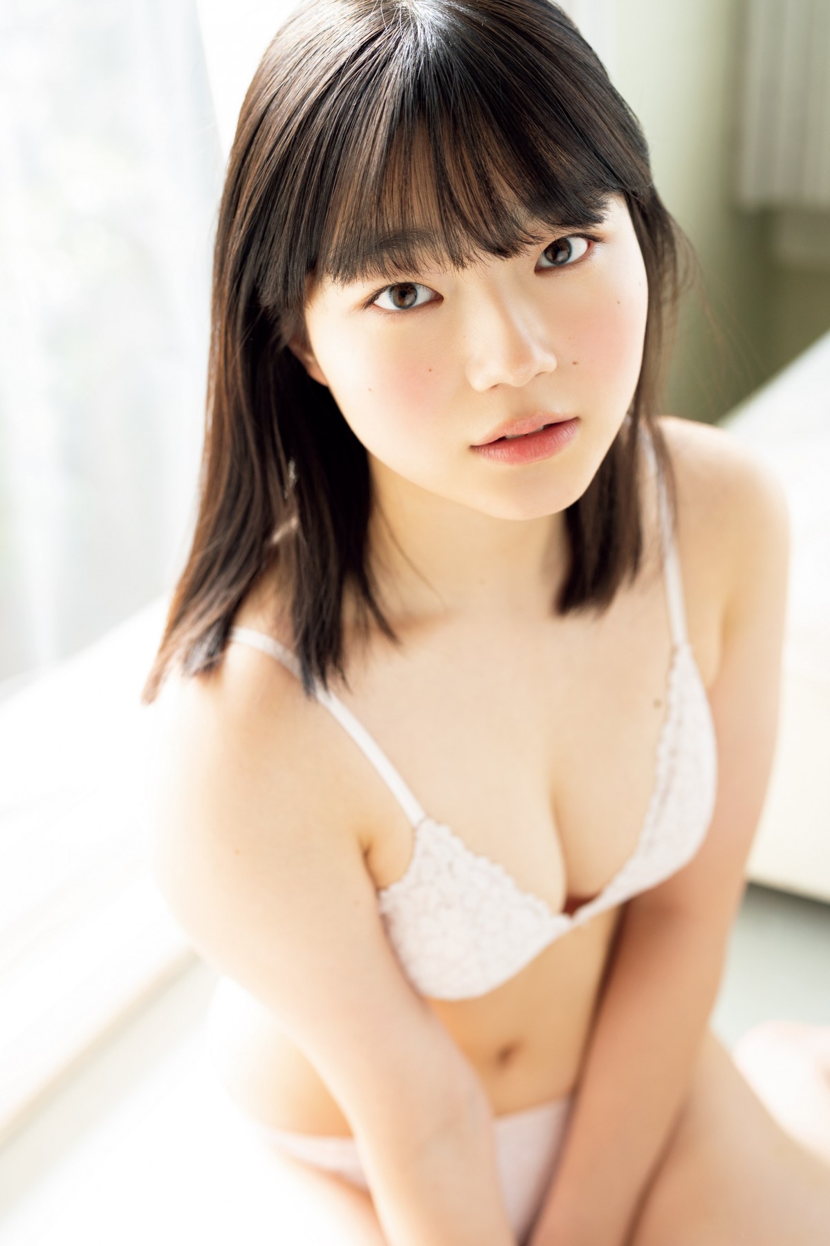人気YouTuber・てんちむ、ランジェリー姿や普段と違う清純カットも