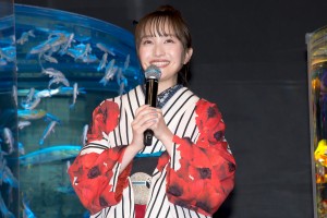 映画『すくってごらん』プレ金魚の日スペシャルイベントに登場した百田夏菜子