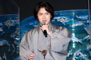 映画『すくってごらん』プレ金魚の日スペシャルイベントに登場した尾上松也