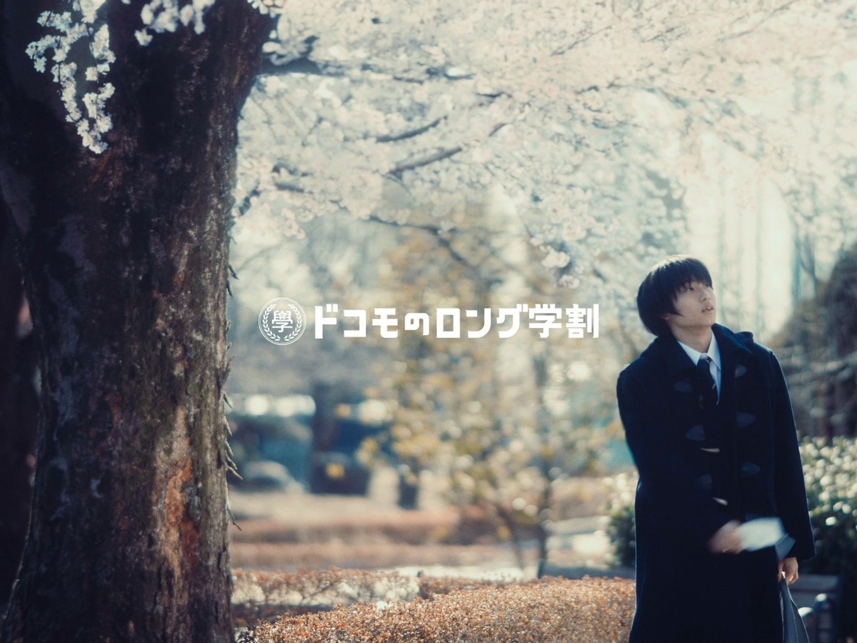 浜辺美波＆まふまふが先生役で出演　高校生の片思いを表現したWebムービー公開