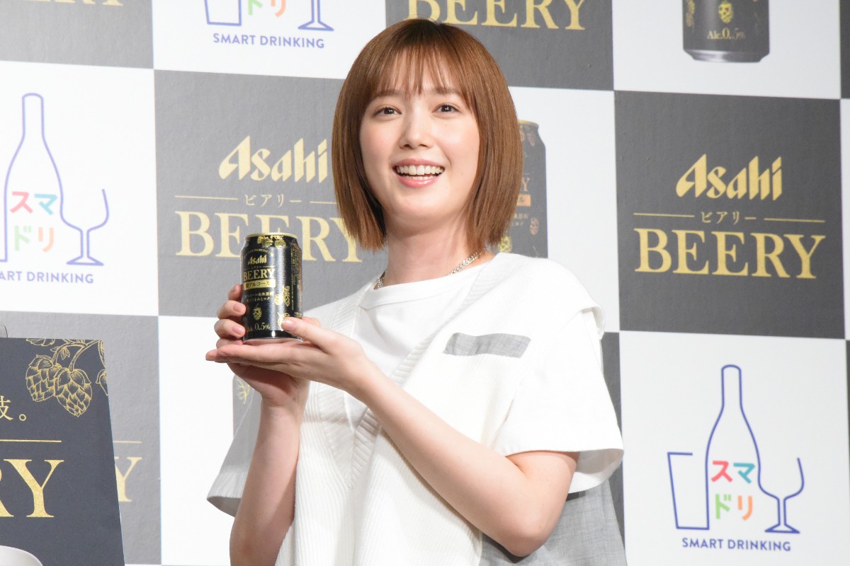 本田翼の鮮やかなベース演奏にハマ・オカモトびっくり「お上手」