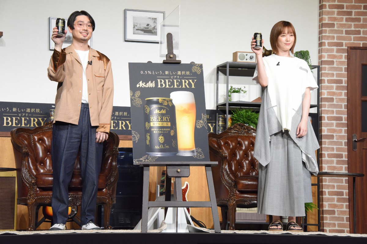 本田翼の鮮やかなベース演奏にハマ・オカモトびっくり「お上手」