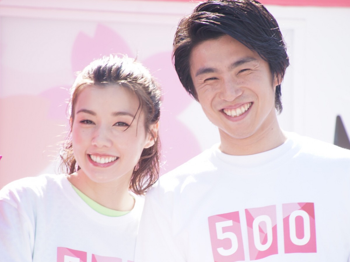 (左から)仲里依紗、中尾明慶