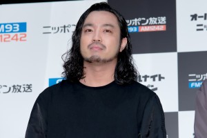 『オールナイトニッポン0（zero）』パーソナリティ発表記者会見に出席したCreepy Nuts・R‐指定