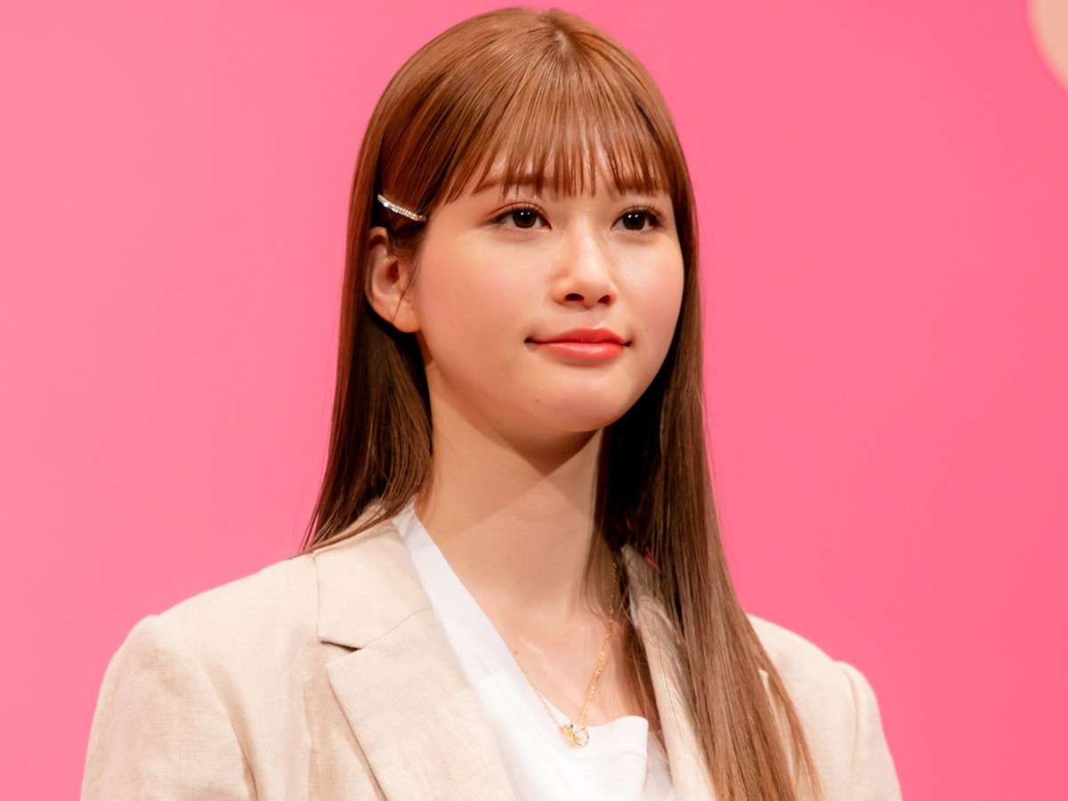 飯豊まりえ、理想の結婚式は「着飾ったりしないカジュアルな感じ」